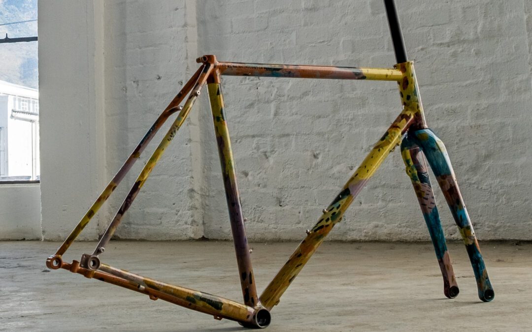 Custom build steel frame Paul Senyol paint