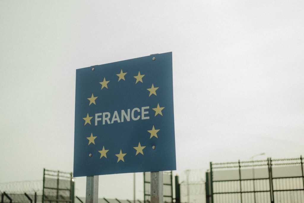 France border sign
